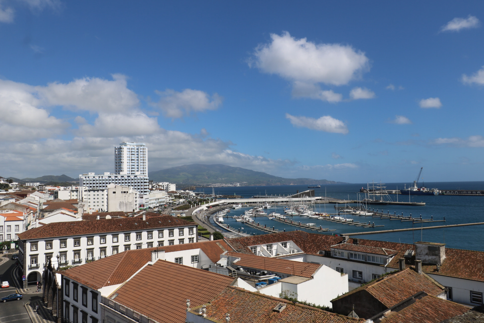 Canon EOS 750D (EOS Rebel T6i / EOS Kiss X8i) sample photo