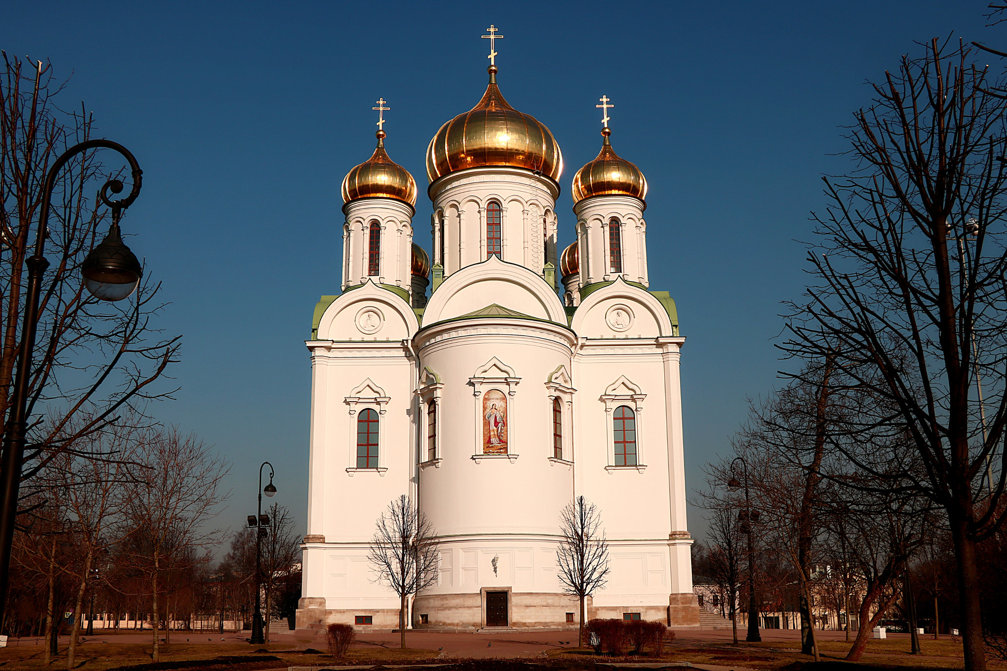 Canon EOS 750D (EOS Rebel T6i / EOS Kiss X8i) sample photo. Ах золотые купола....как они сверкали -золотые куп photography