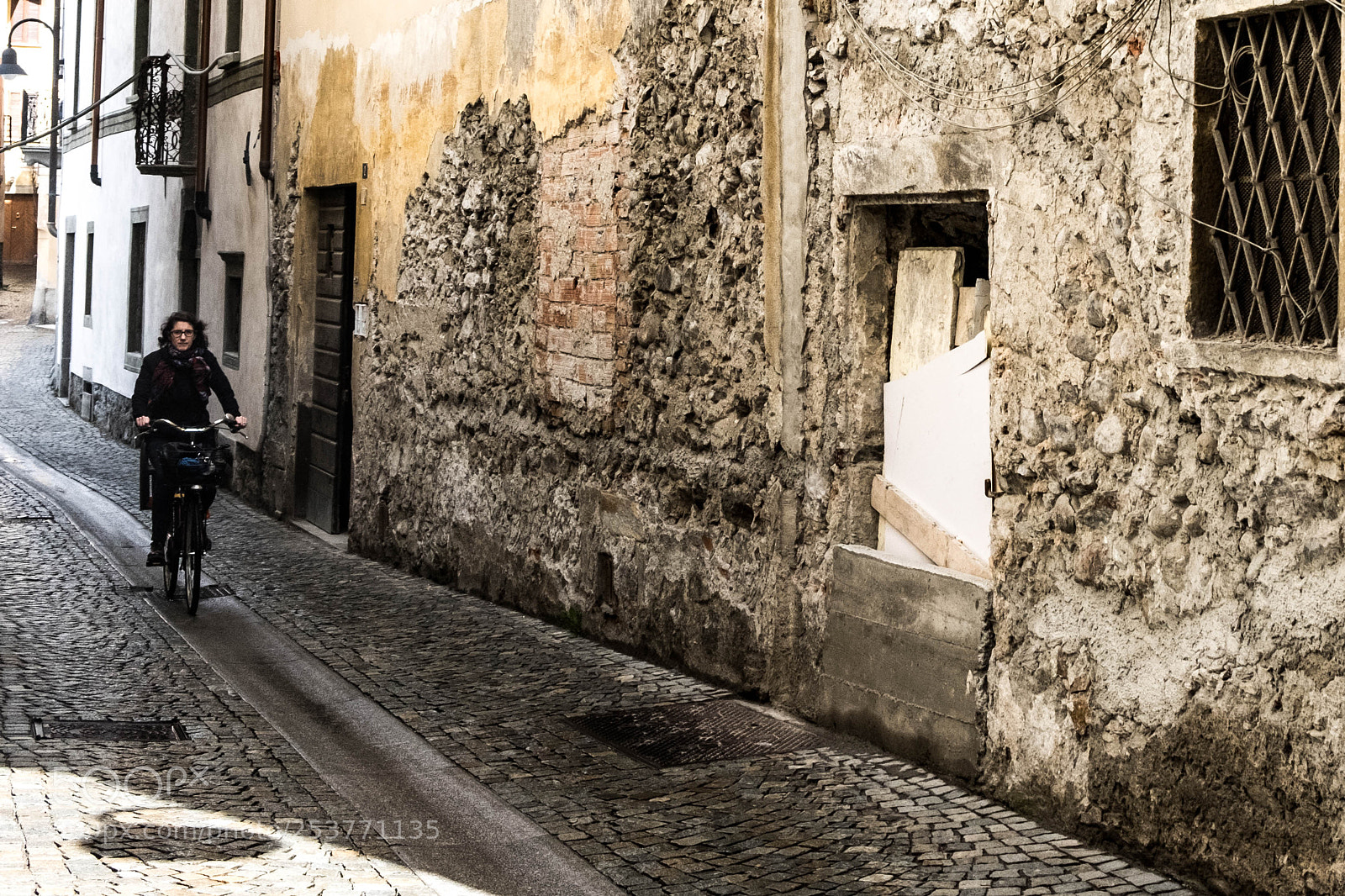 Fujifilm X-T2 sample photo. Bernina expres tirano san photography