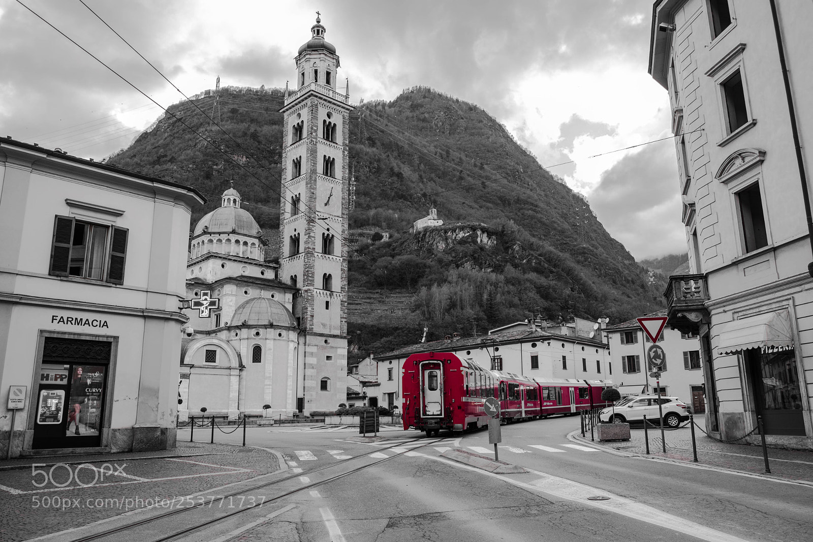 Fujifilm X-T2 sample photo. Bernina expres tirano san photography