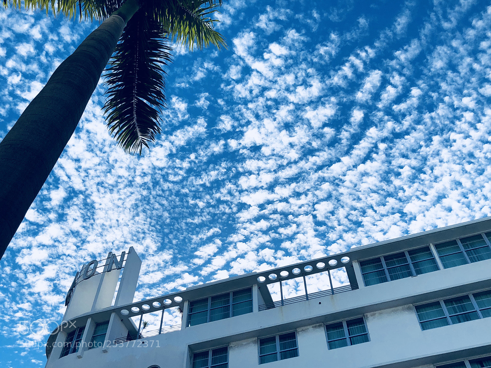 Apple iPhone X sample photo. Sky photography