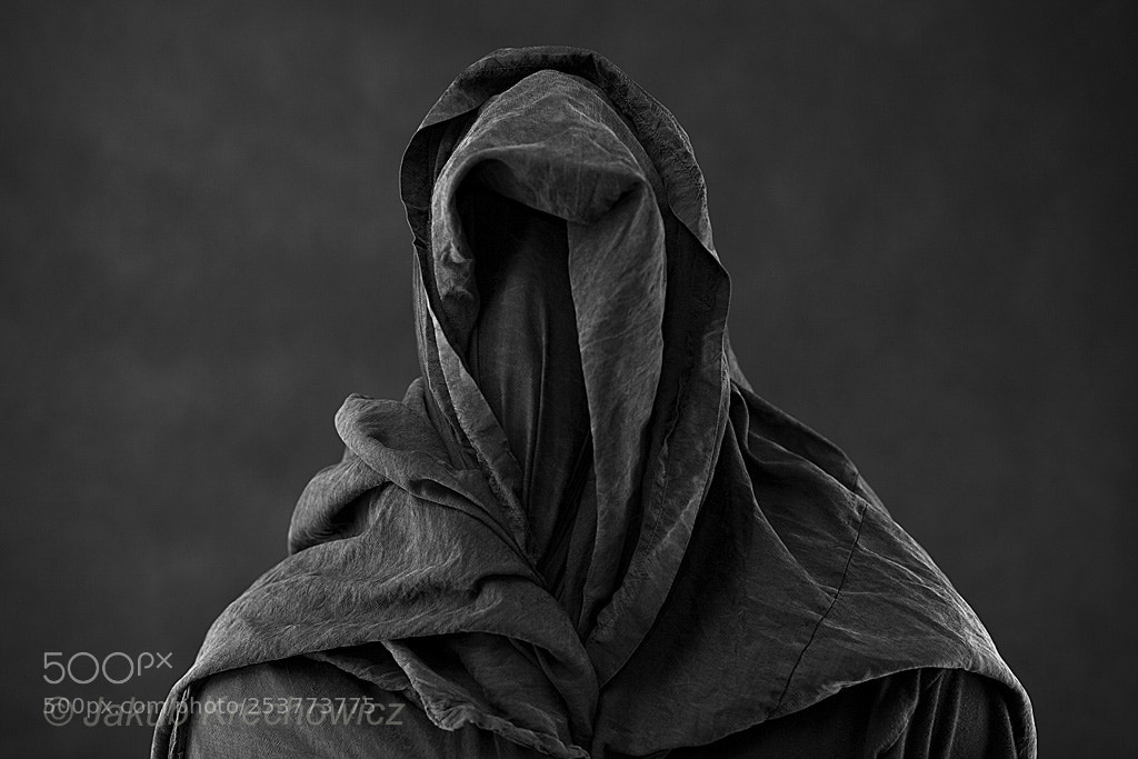 Canon EOS 5D Mark II sample photo. Ghostly figure in the photography