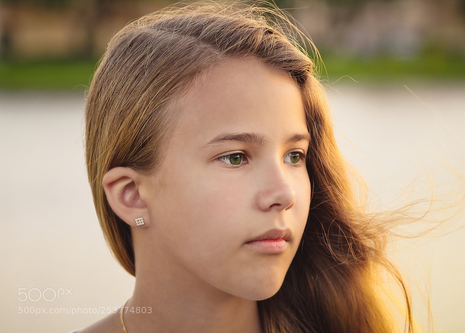 Canon EOS 1300D (EOS Rebel T6 / EOS Kiss X80) sample photo. Young model posing to photography