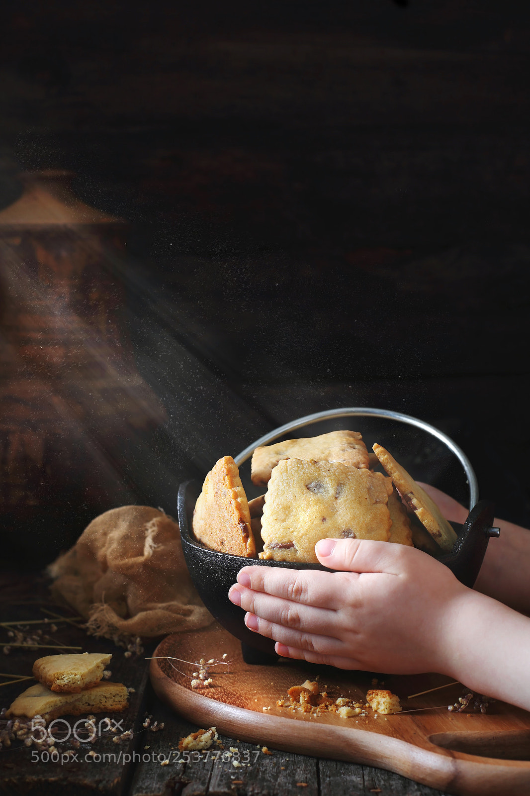 Canon EOS 60D sample photo. Child holding a bowl photography