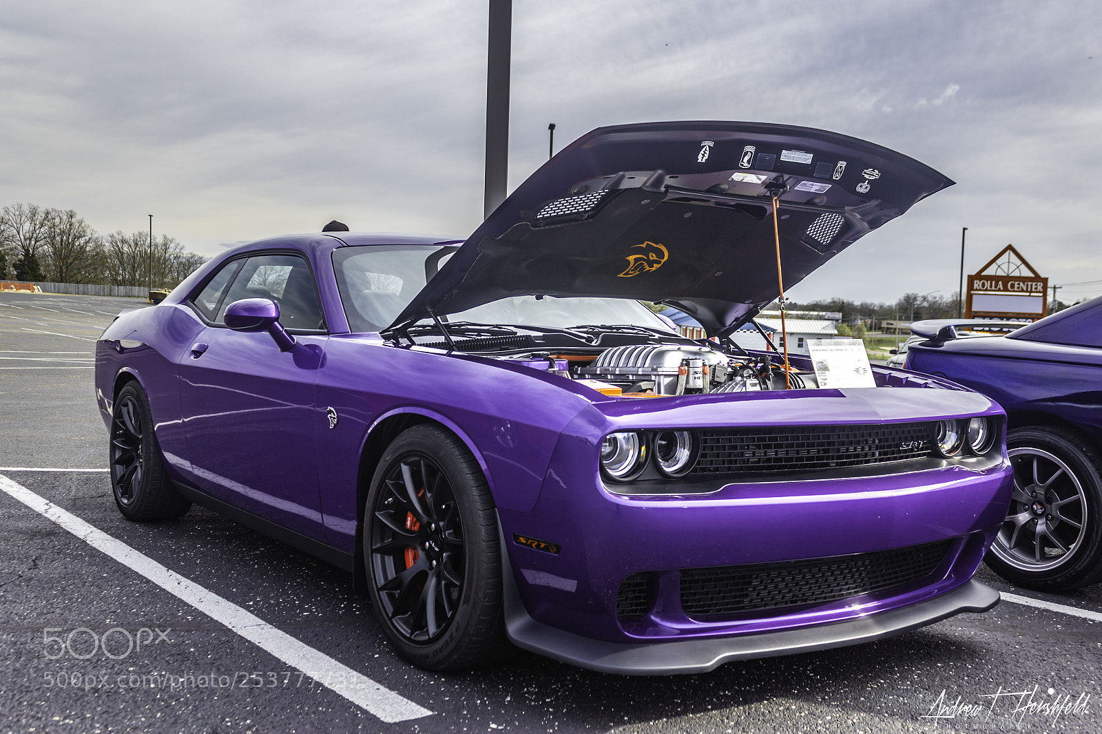 Canon EOS 600D (Rebel EOS T3i / EOS Kiss X5) sample photo. Dodge challenger hellcat photography