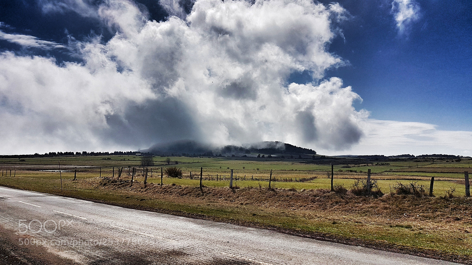 Samsung Galaxy S7 sample photo. Meeting with a cloud photography