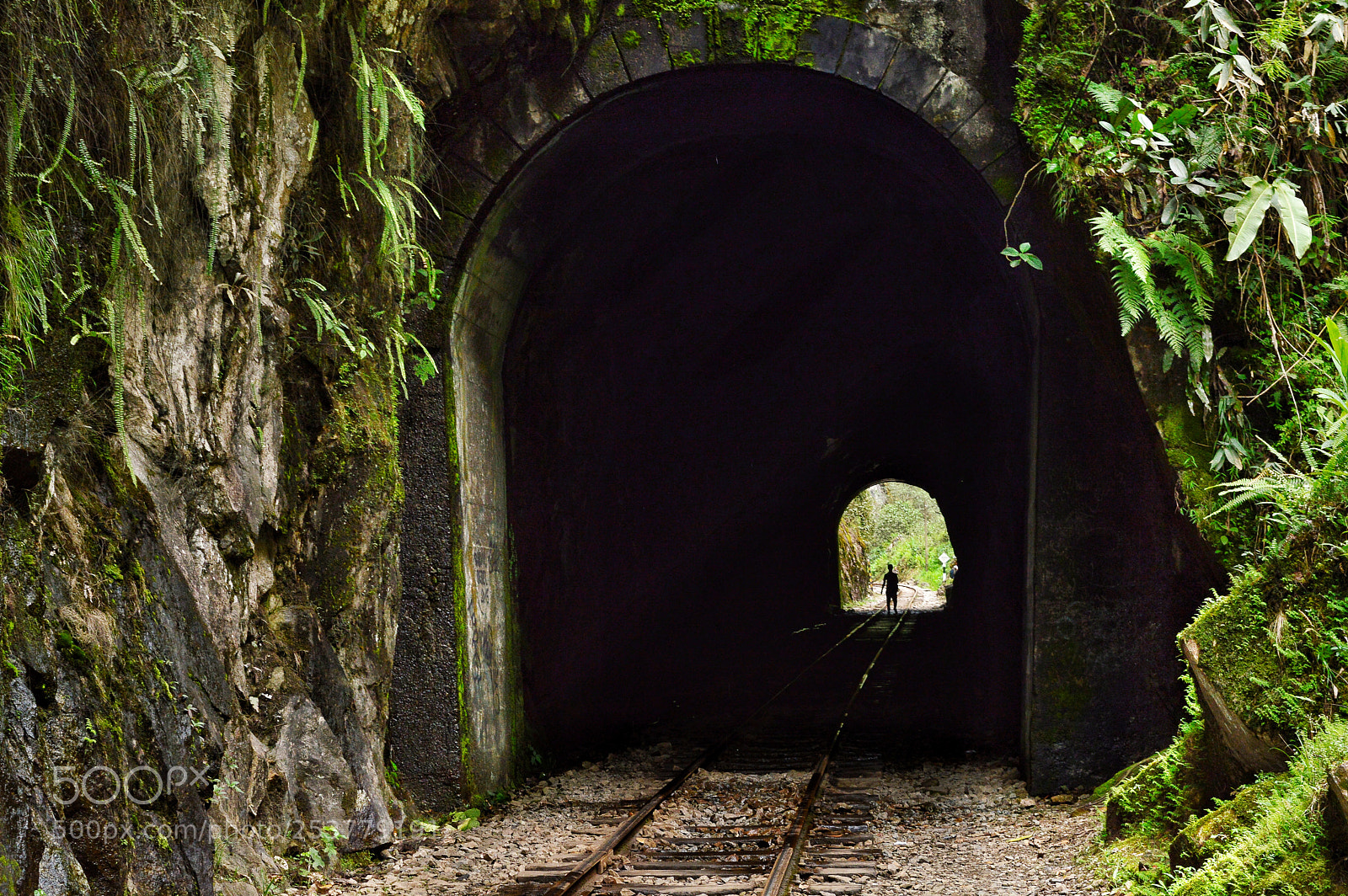 Nikon D3200 sample photo. Tunel photography