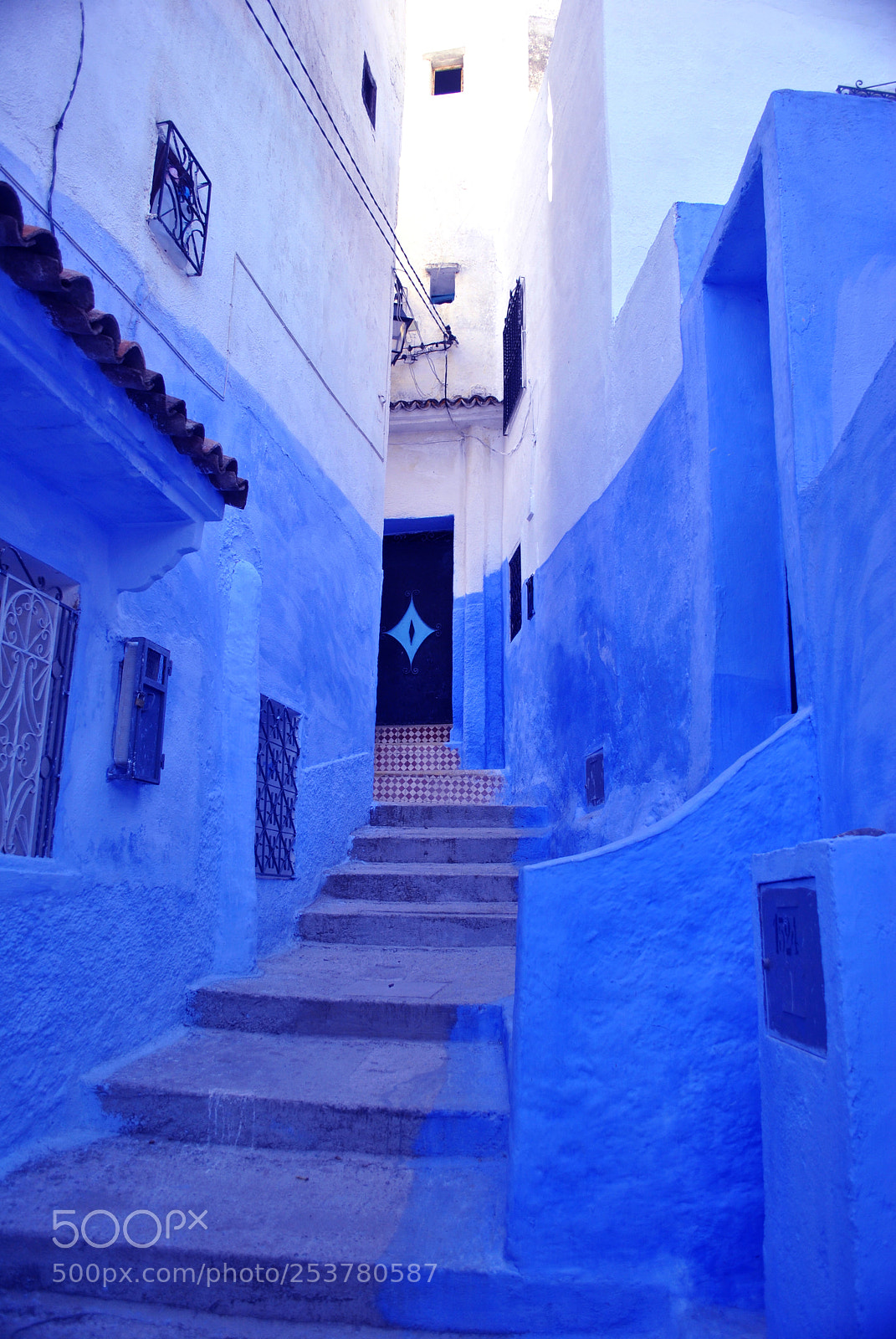 Nikon D3000 sample photo. Colorful chefchaouen photography