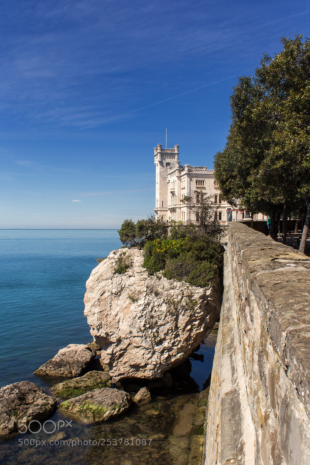 Canon EOS 600D (Rebel EOS T3i / EOS Kiss X5) sample photo. Castelo di miramare photography