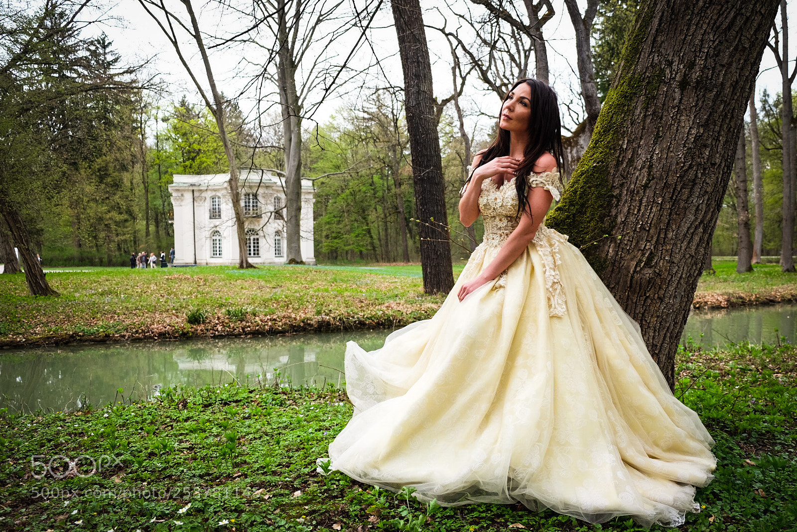 Fujifilm X-T1 sample photo. Romantic princess photography