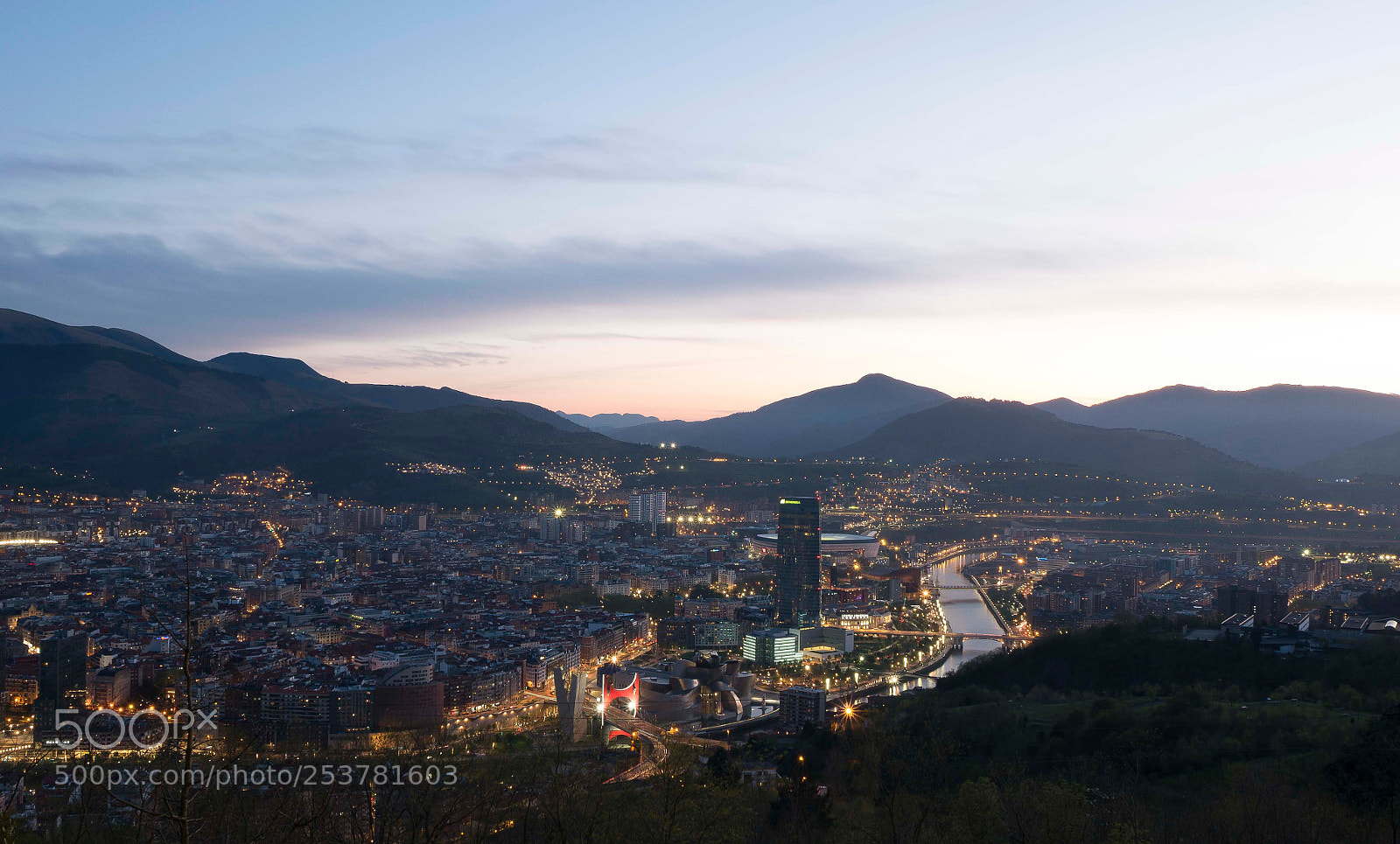 Fujifilm X-A1 sample photo. Bilbao sunset photography