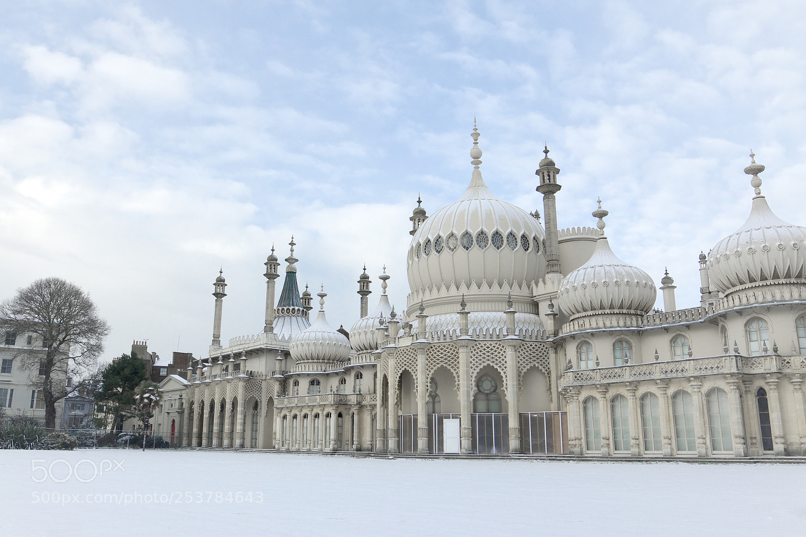 Canon EOS 70D sample photo. Brighton pavilion in snow photography