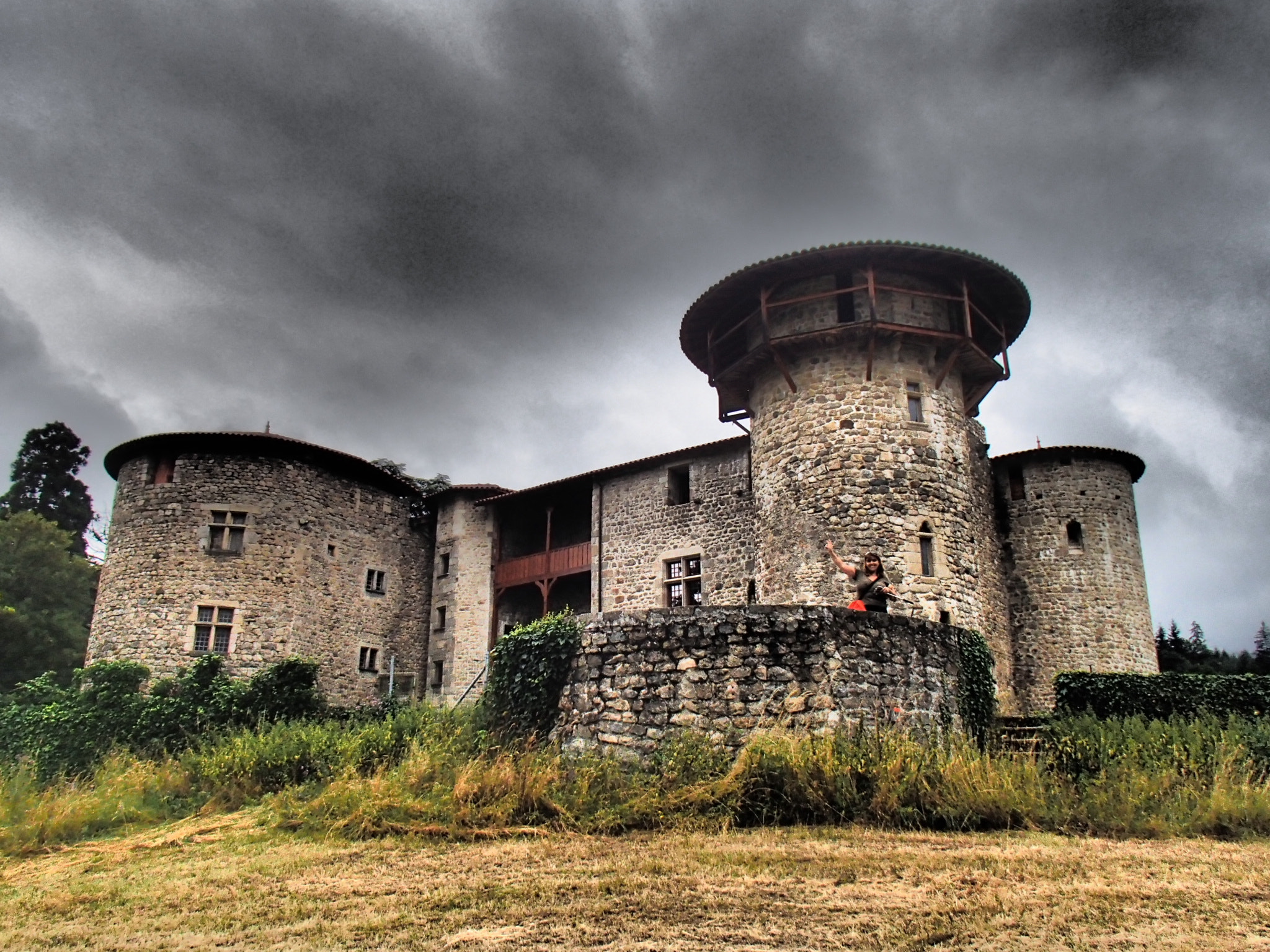 Olympus TG-820 sample photo. Castillo de la cheze, le cheylard (07) francia photography