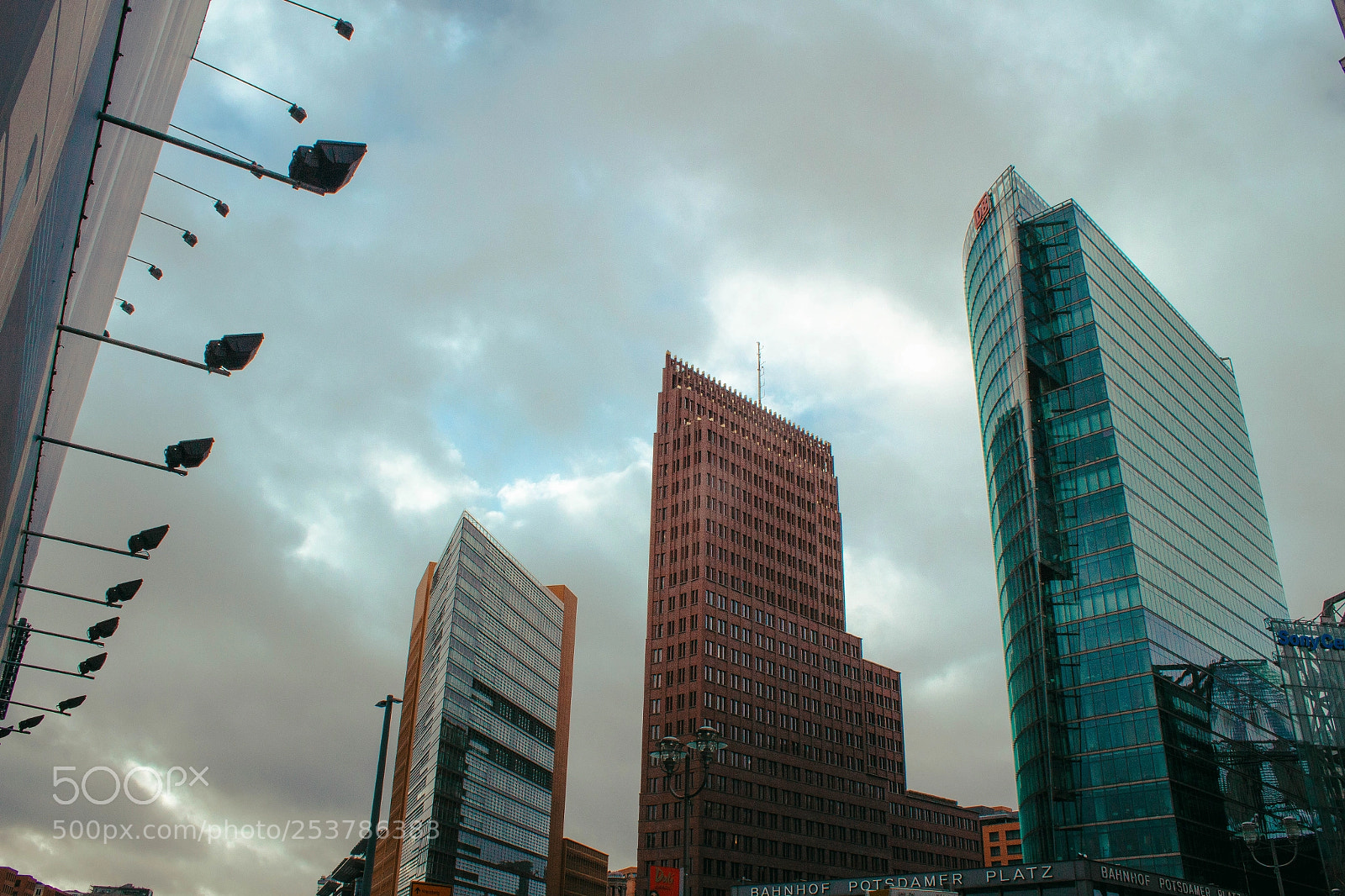 Canon EOS 600D (Rebel EOS T3i / EOS Kiss X5) sample photo. The charm of berlin photography