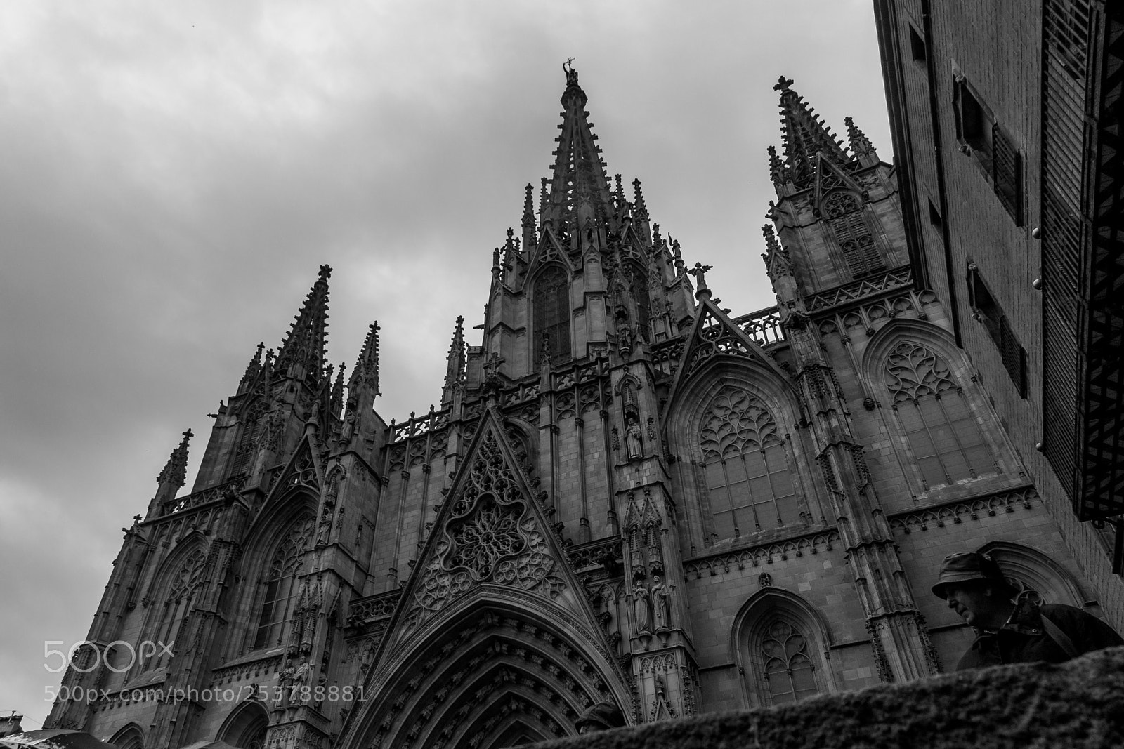 Canon EOS 650D (EOS Rebel T4i / EOS Kiss X6i) sample photo. Barcelona's cathedral photography