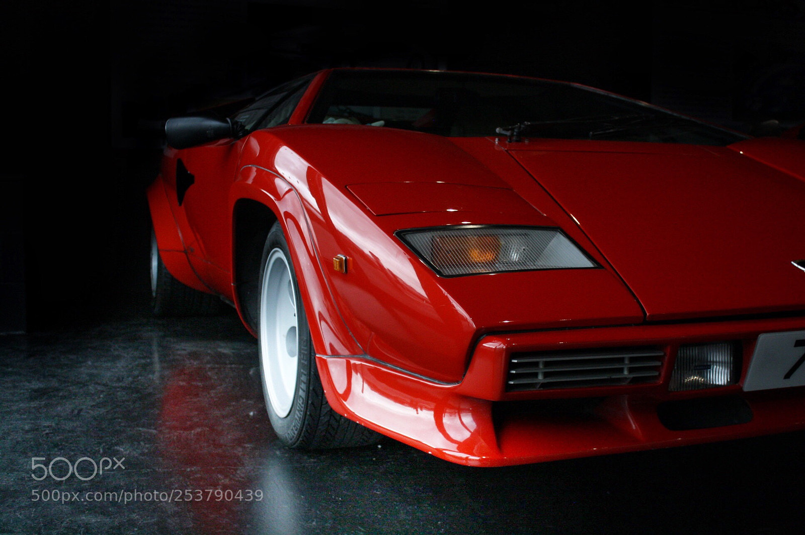 Canon EOS 1000D (EOS Digital Rebel XS / EOS Kiss F) sample photo. Lamborghini countach photography