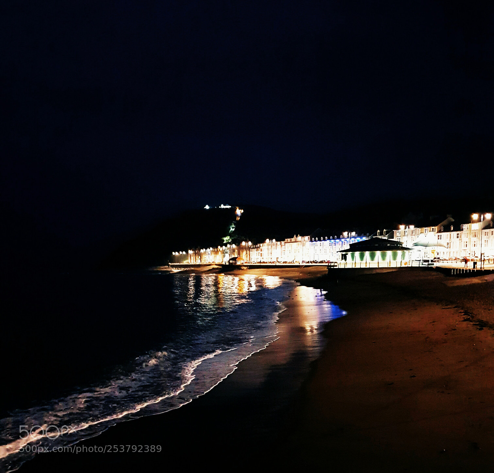Samsung Galaxy S8+ sample photo. Aberystwyth night photography