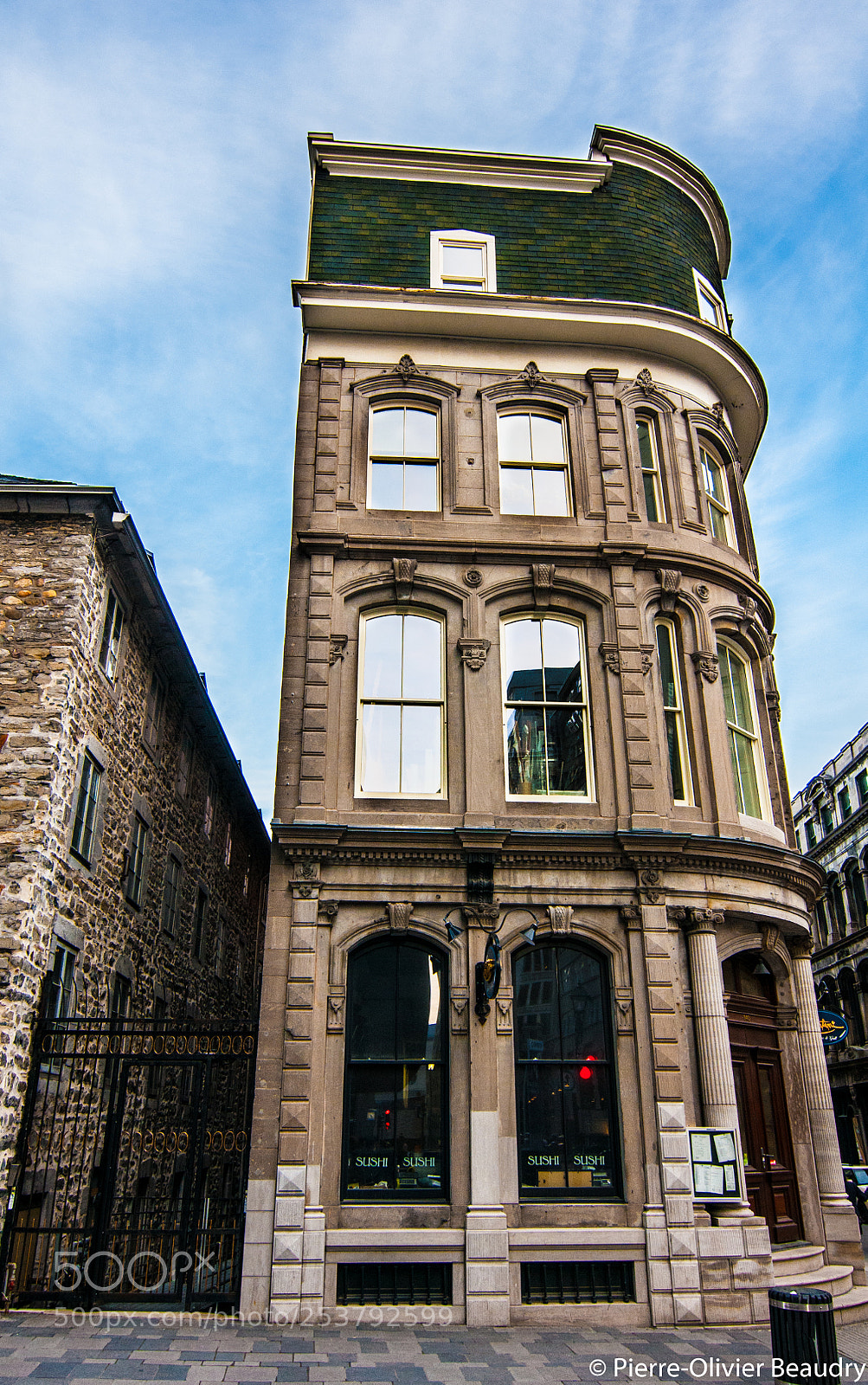 Nikon D300S sample photo. Building on notre-dame st photography