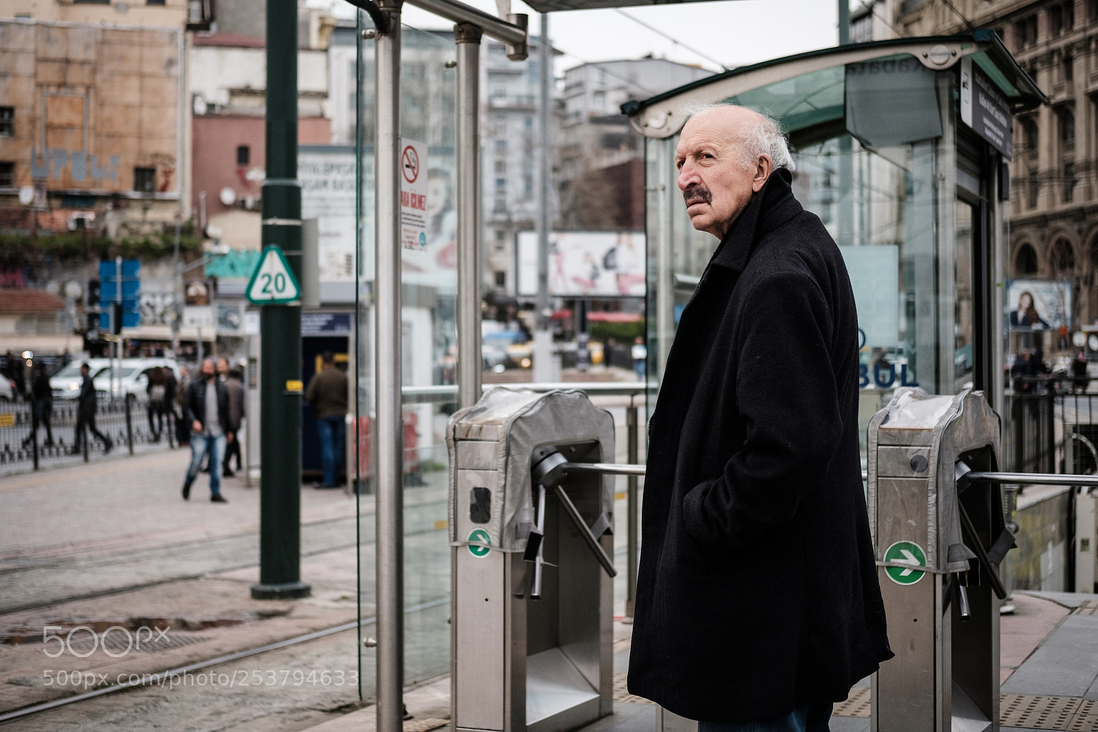 Fujifilm X-T20 sample photo. Looking away photography