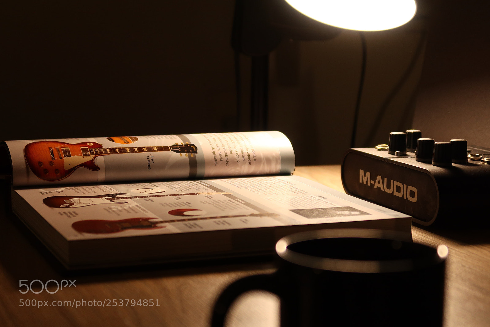 Canon PowerShot G7 X Mark II sample photo. Music study photography