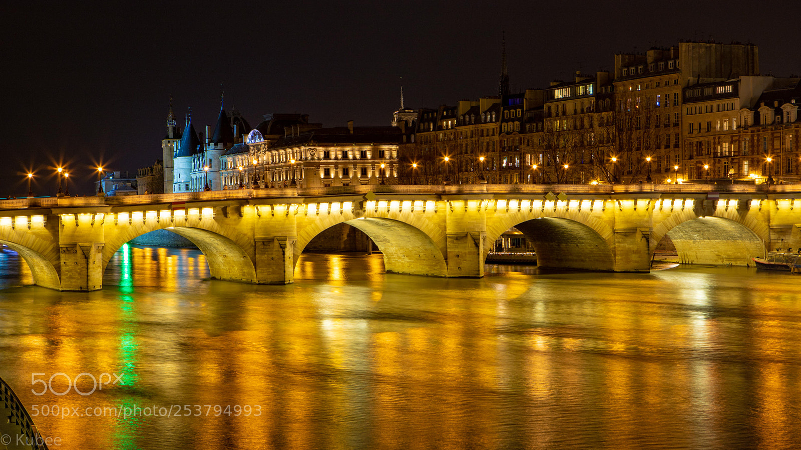 Canon EOS 6D Mark II sample photo. The gold of paris photography