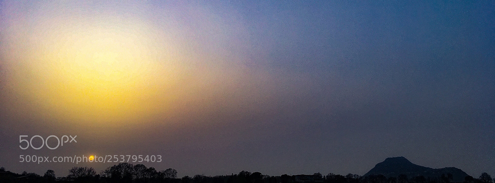 Apple iPhone SE sample photo. Evening bruma. the sun photography