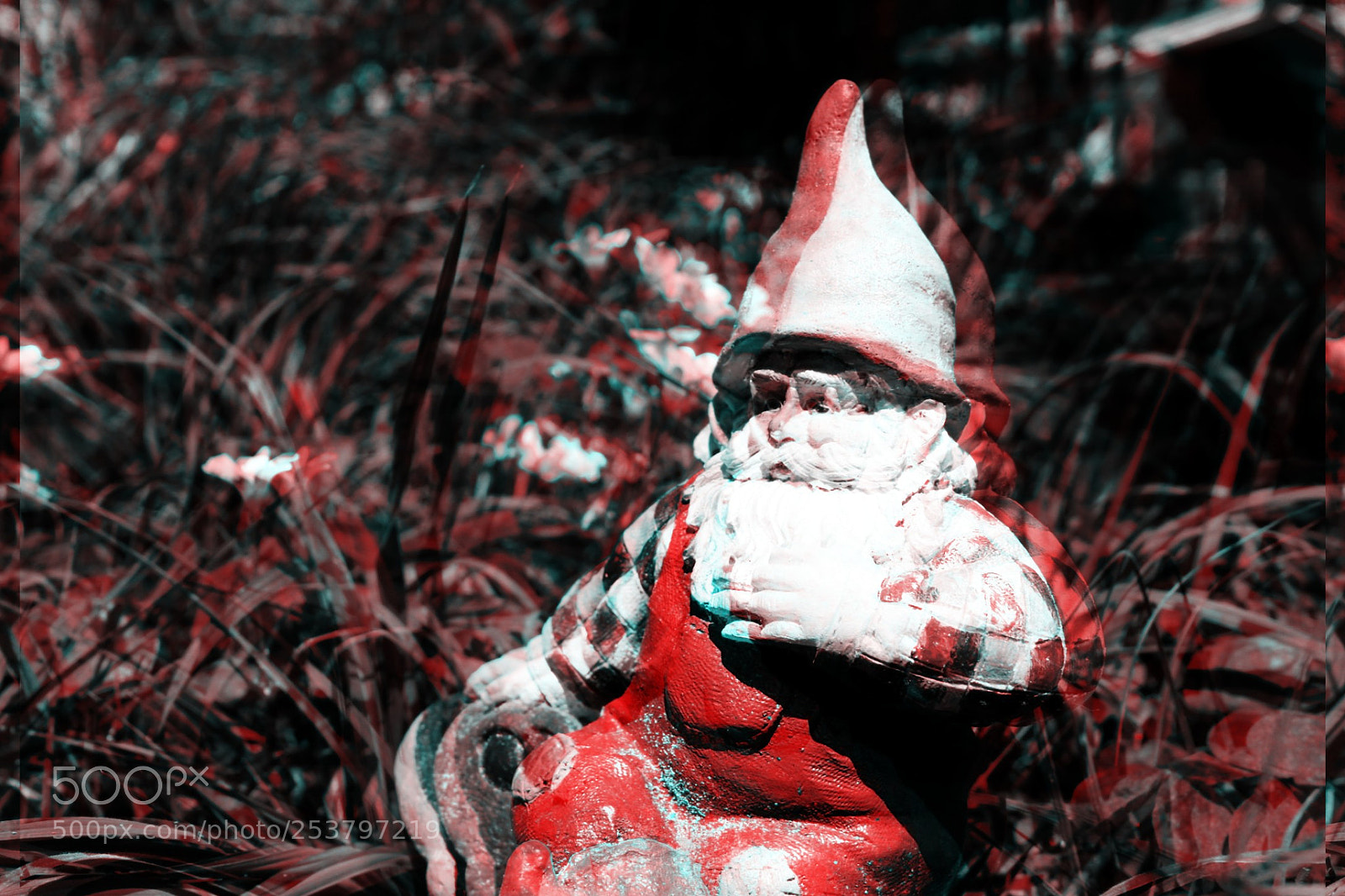 Canon EOS 1300D (EOS Rebel T6 / EOS Kiss X80) sample photo. Gnome. photography