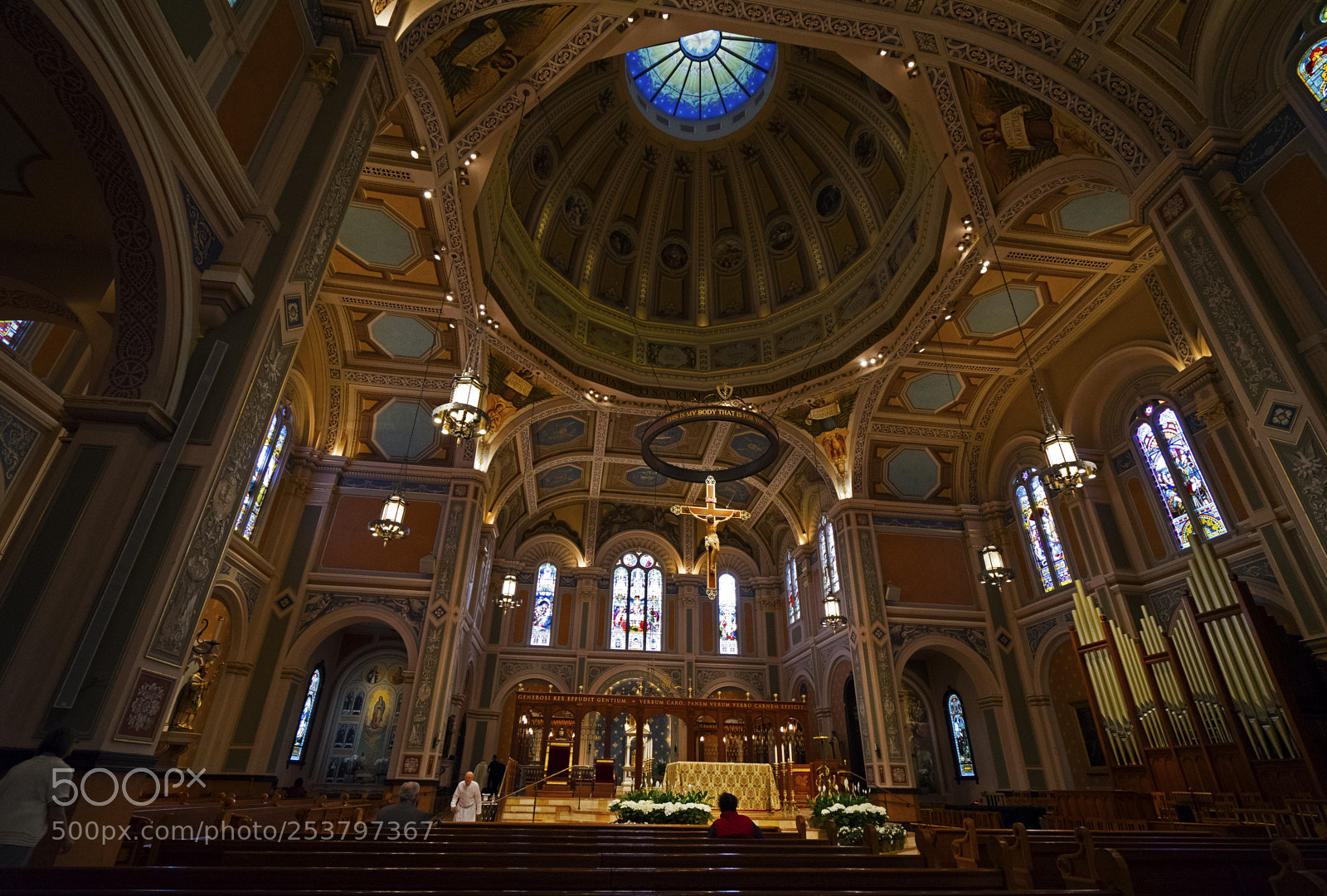 Sony a7 II sample photo. Sony 3778 cathedral interior photography