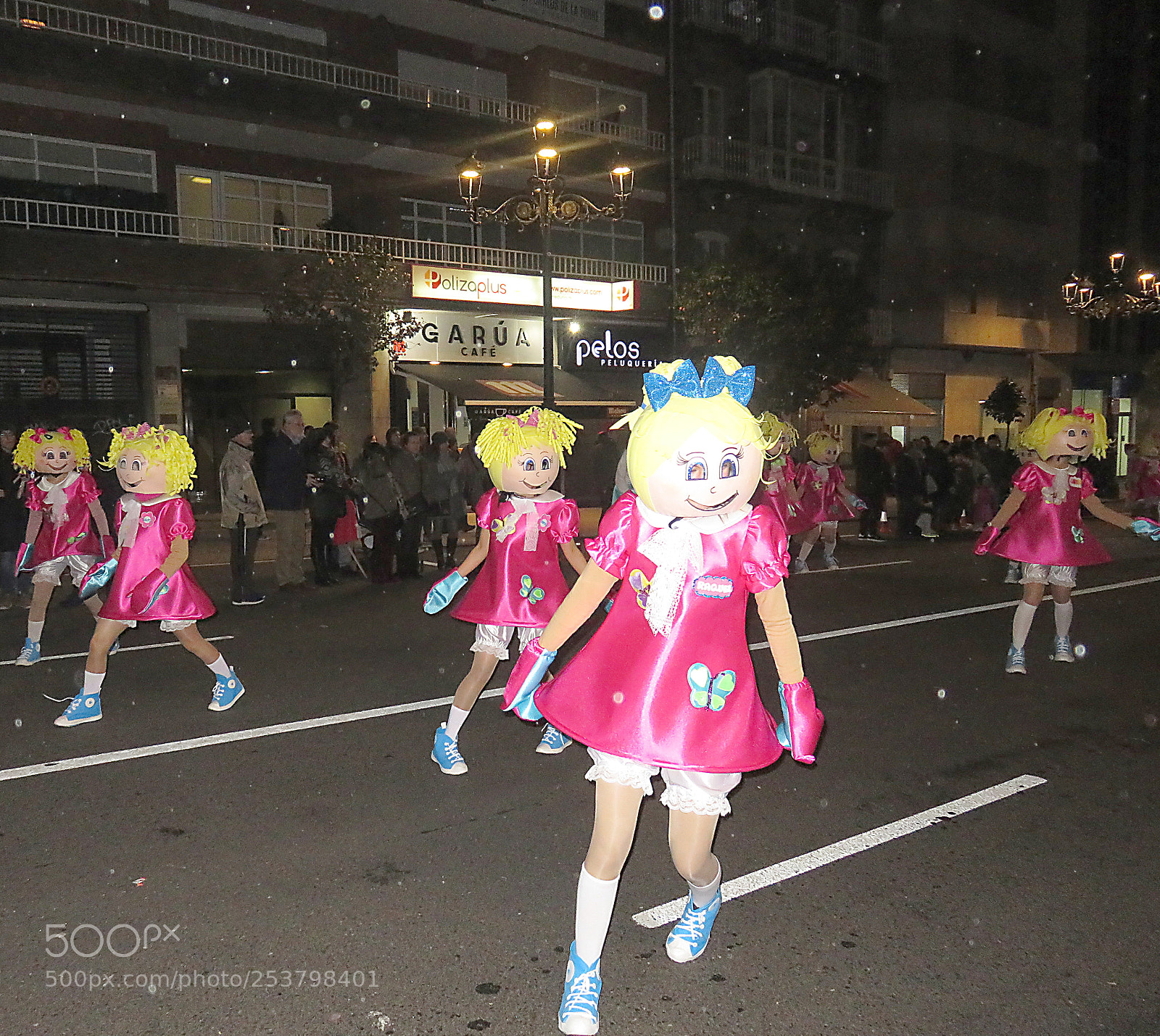 Canon PowerShot SX710 HS sample photo. Fofuchas parade!!! photography