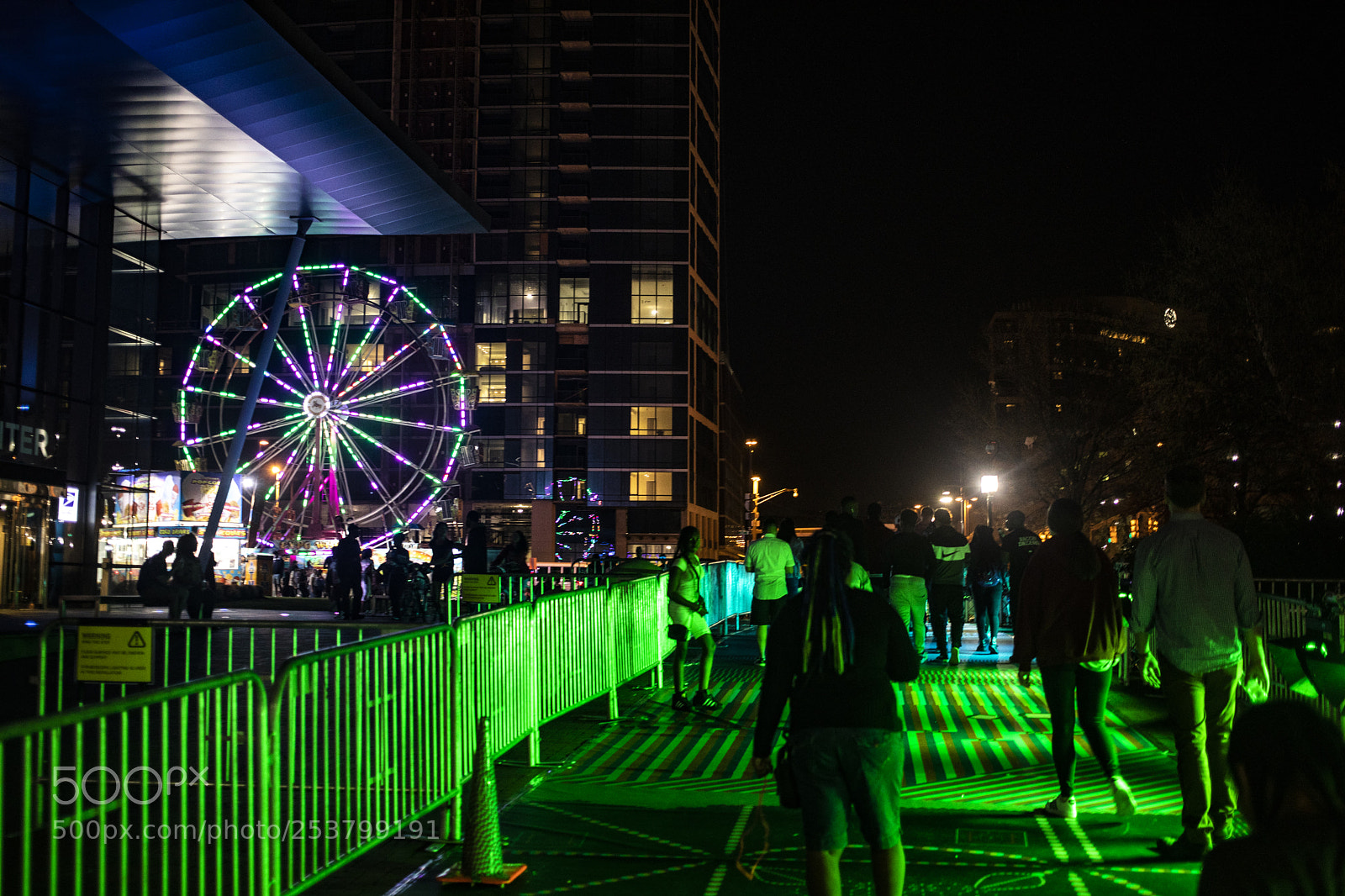 Canon EOS 5D Mark IV sample photo. Light city fest photography