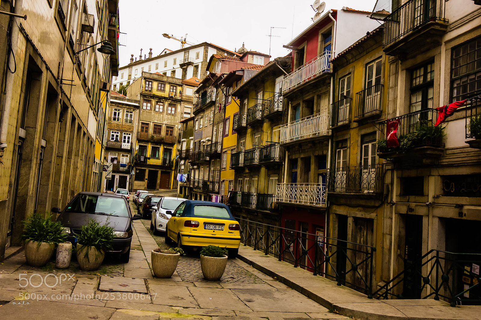 Canon EOS 60D sample photo. Porto's street photography