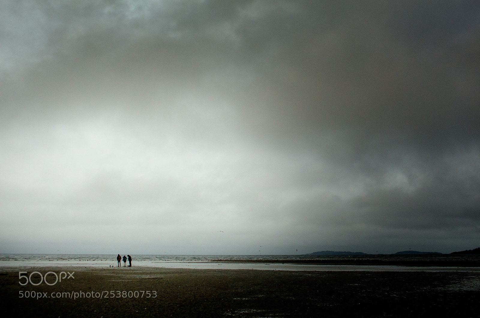 Canon EOS 700D (EOS Rebel T5i / EOS Kiss X7i) sample photo. Moody island sky photography