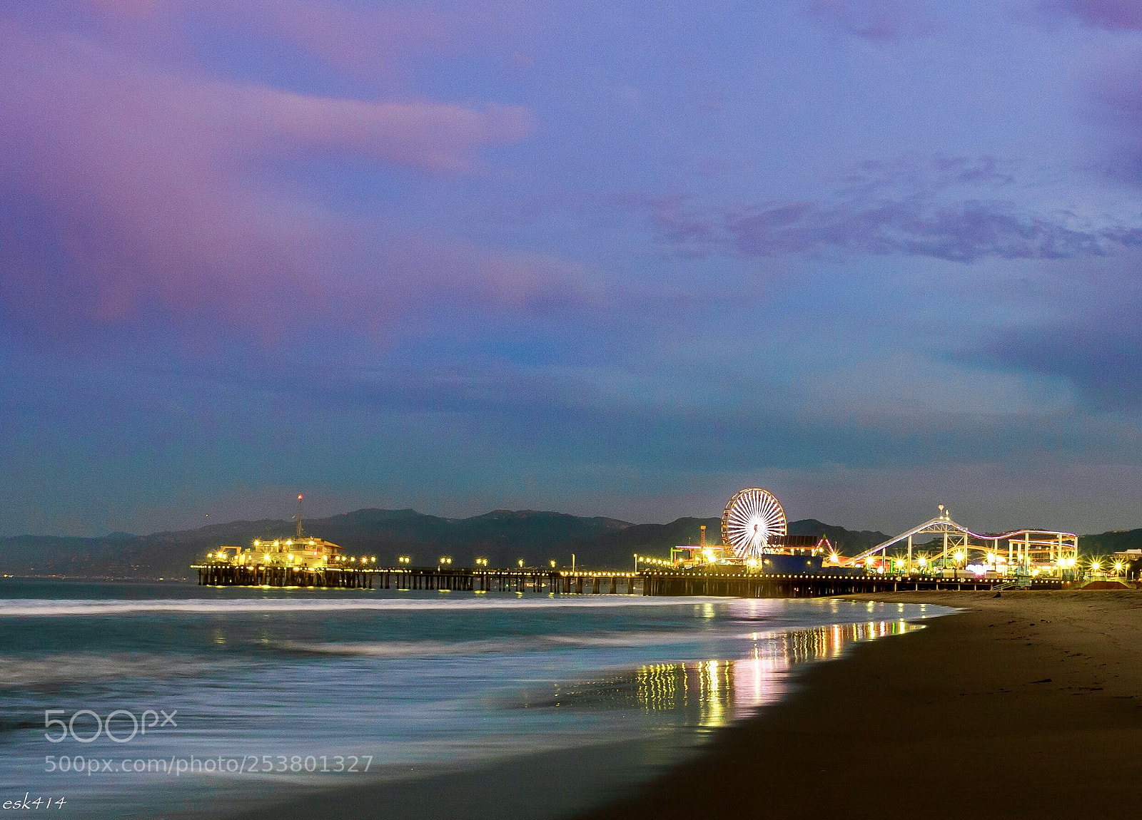Olympus OM-D E-M5 II sample photo. Santa monica pier at photography