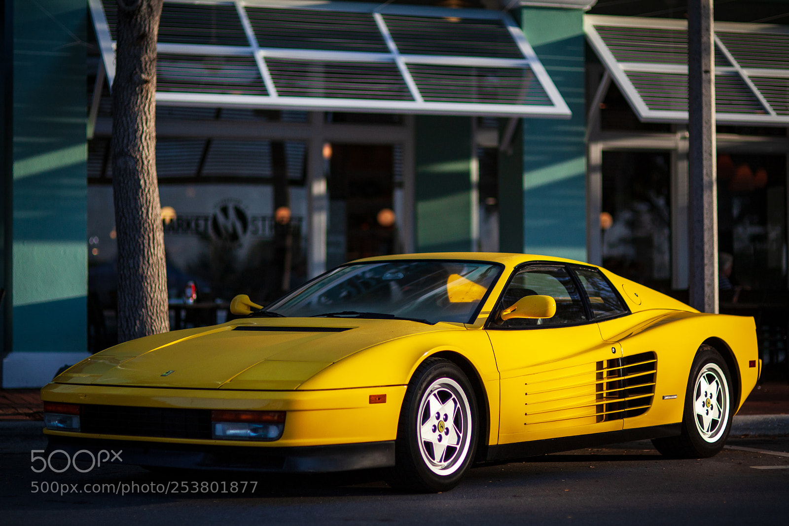 Canon EOS 5D Mark II sample photo. Yellow testarossa photography