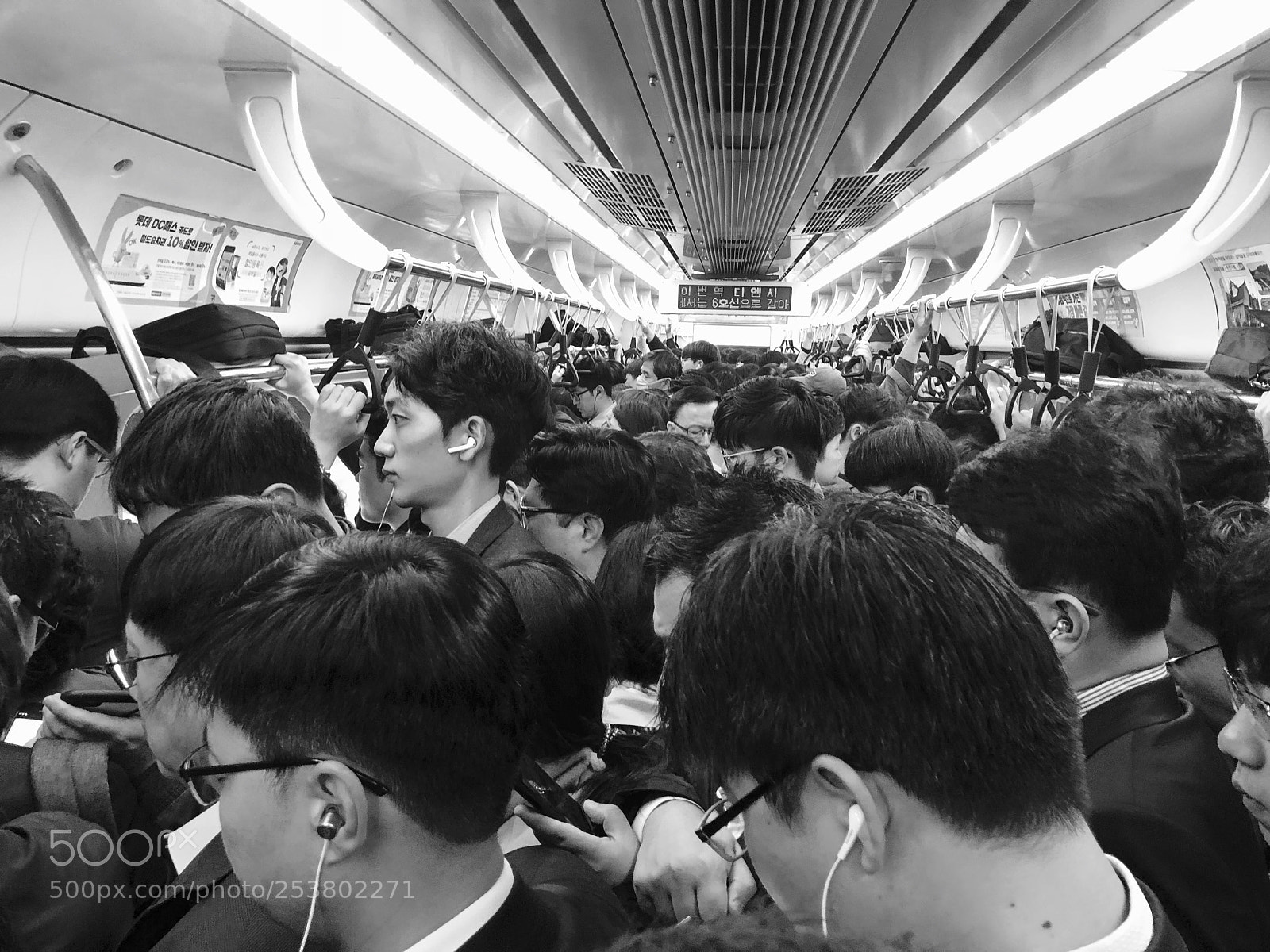 Apple iPhone X sample photo. Metro for work photography