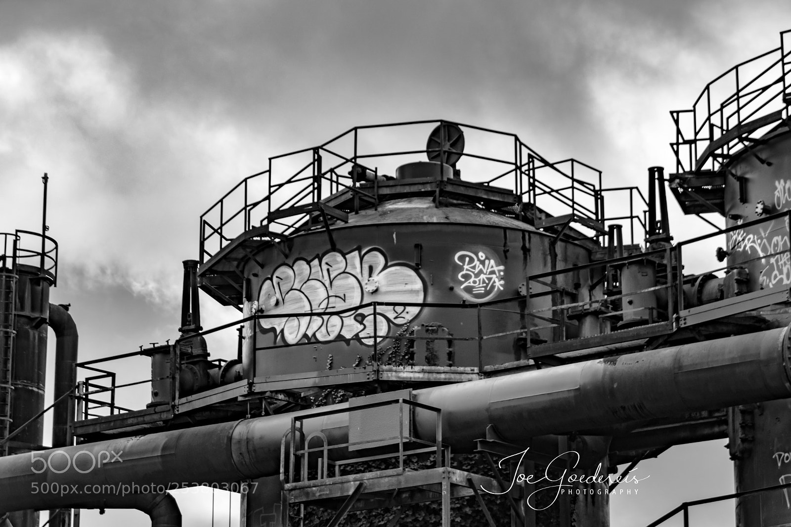 Canon EOS 80D sample photo. Gasworksbw copy photography