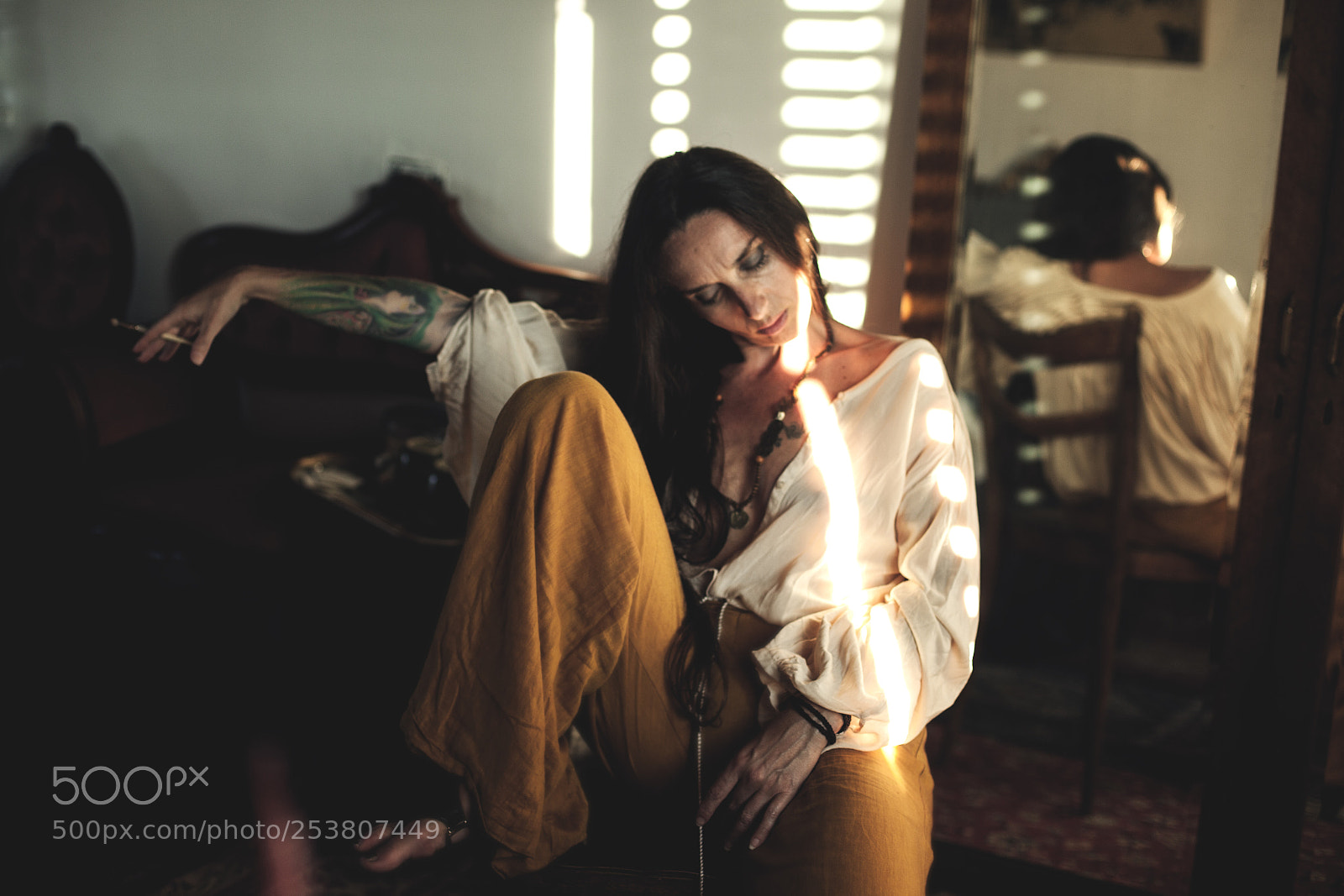 Canon EOS 5D Mark II sample photo. Gold photography