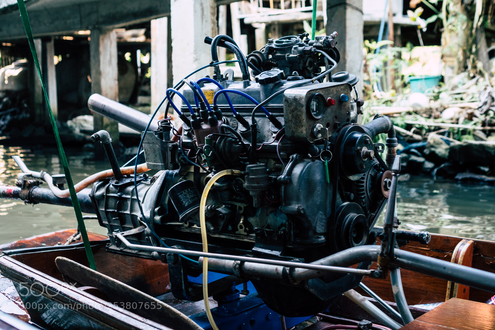Sony a6300 sample photo. Engine photography