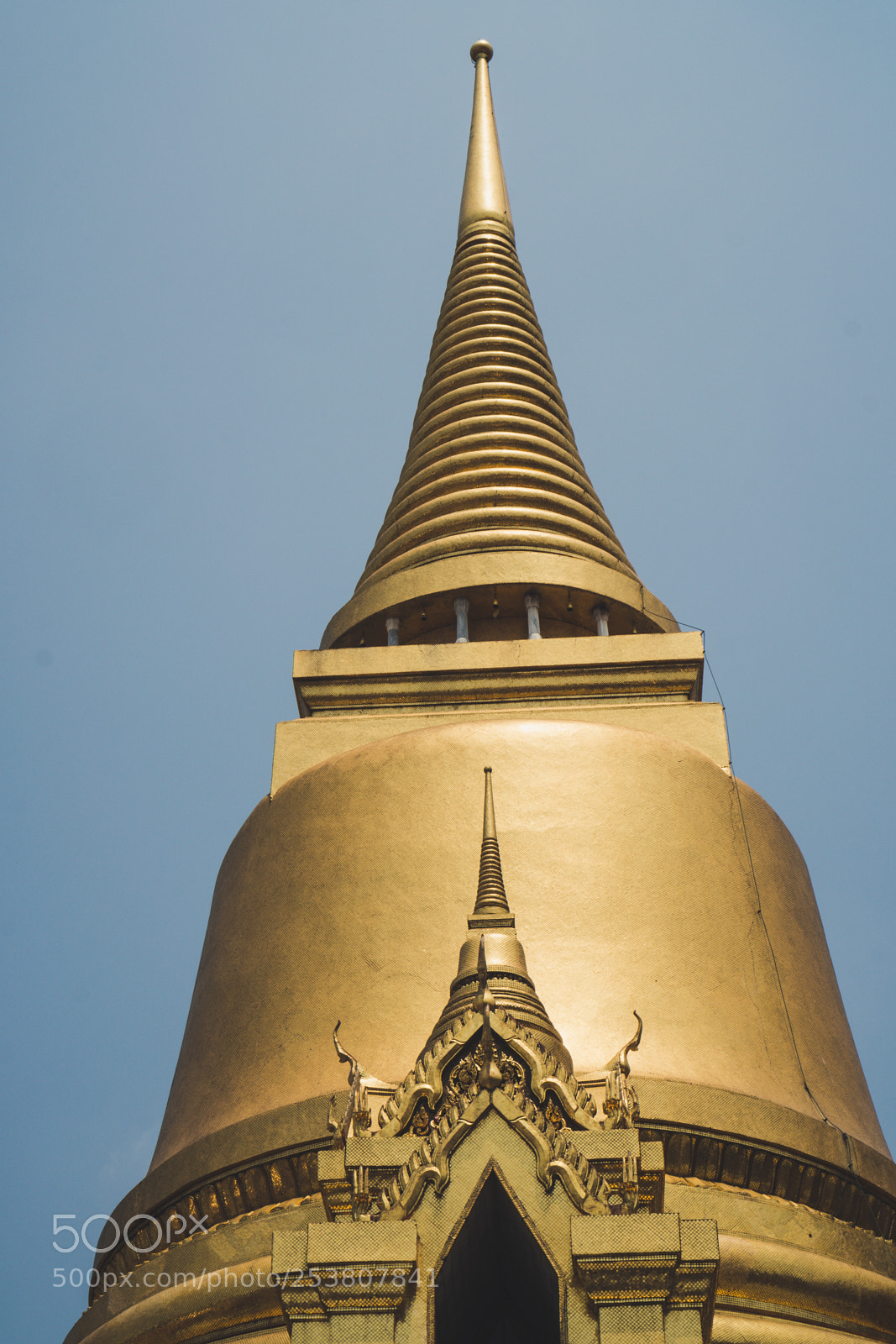 Sony a6300 sample photo. Gold top photography