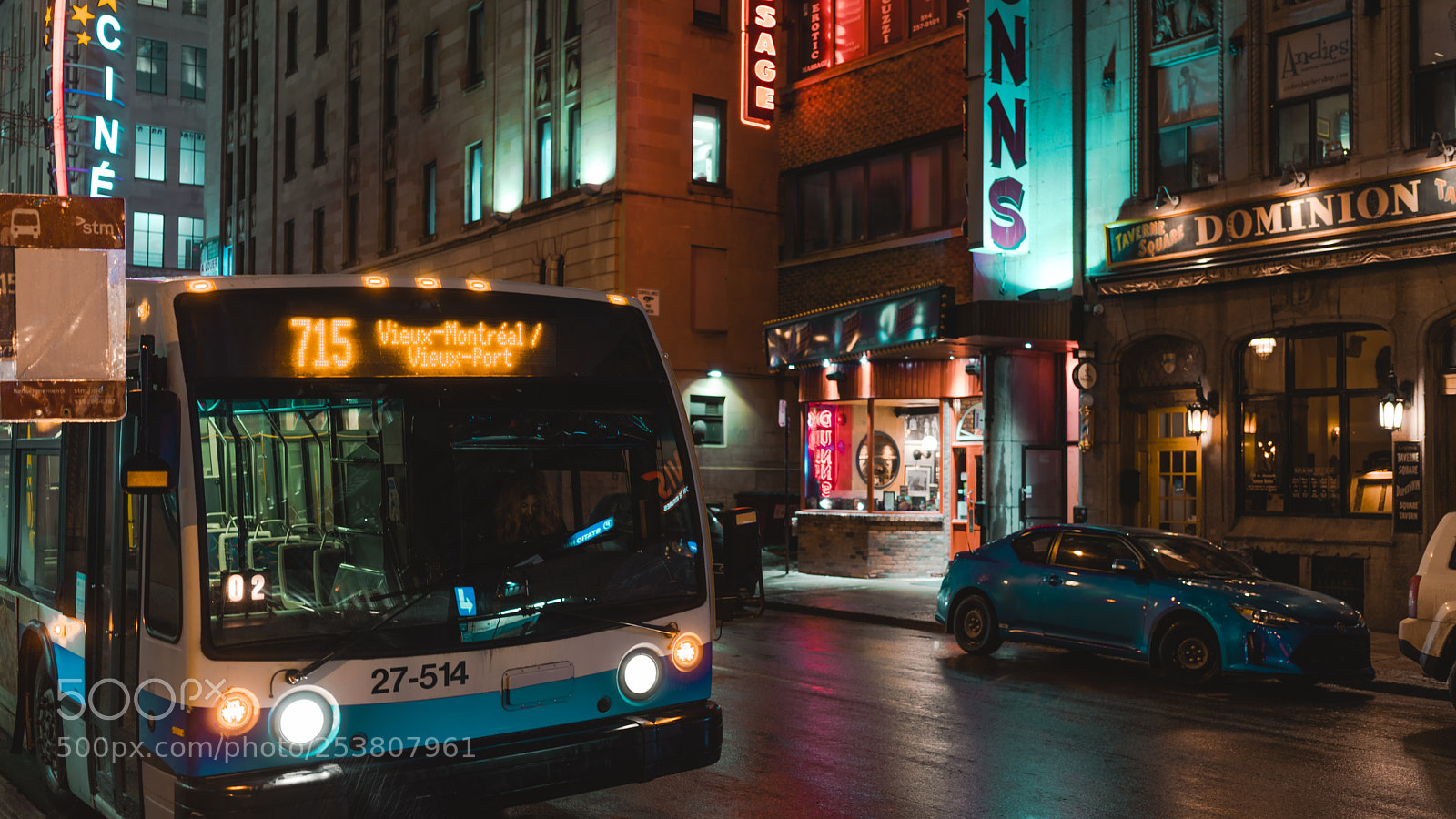 Sony a7 II sample photo. Bus 715 photography