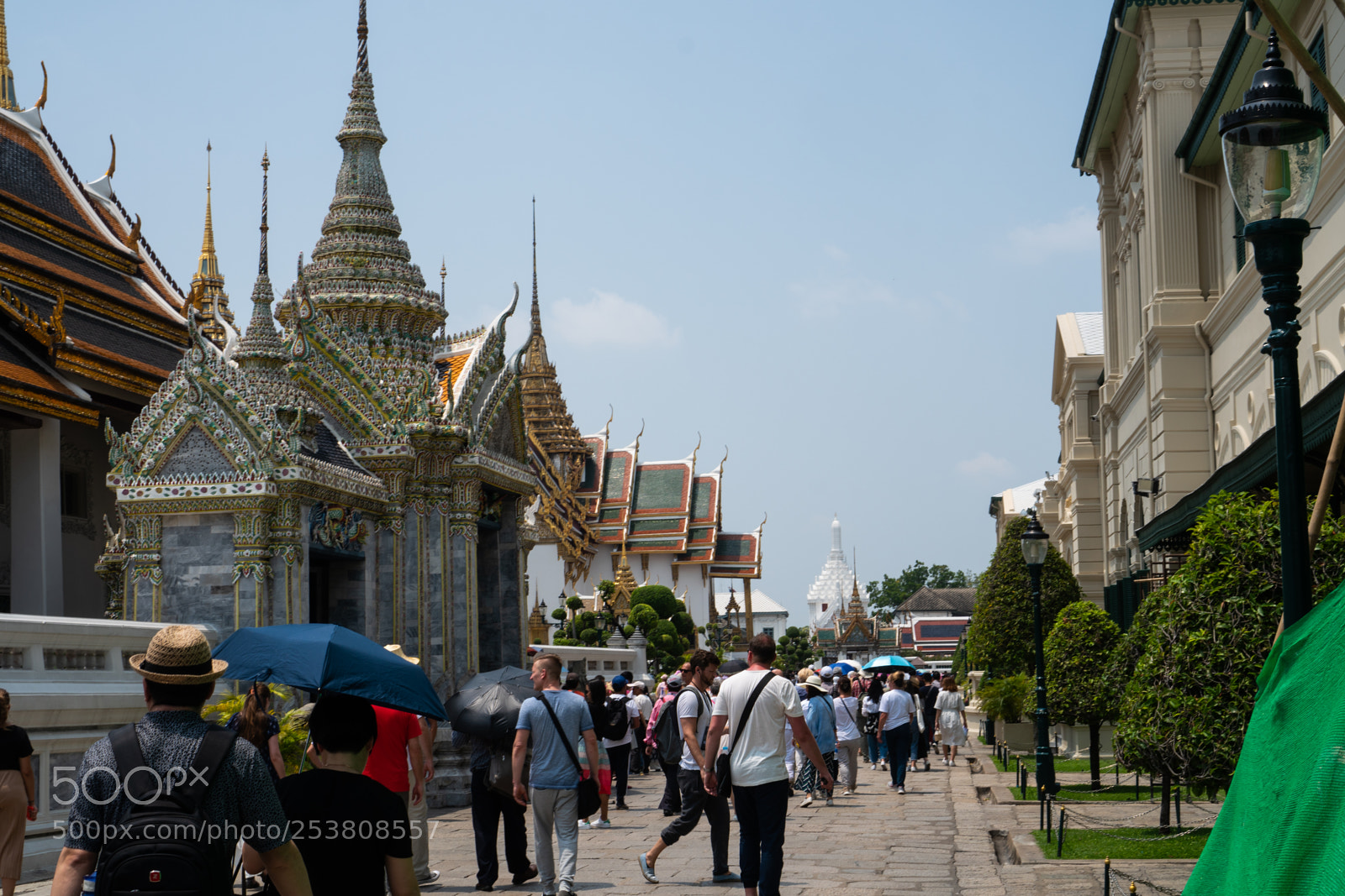 Sony a6300 sample photo. People walking photography