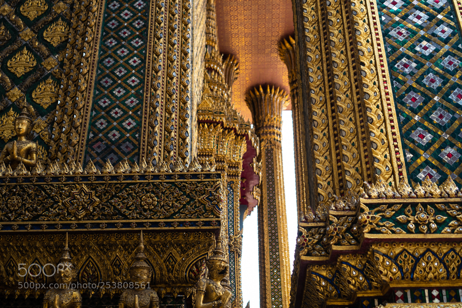 Sony a6300 sample photo. Pillar backs photography
