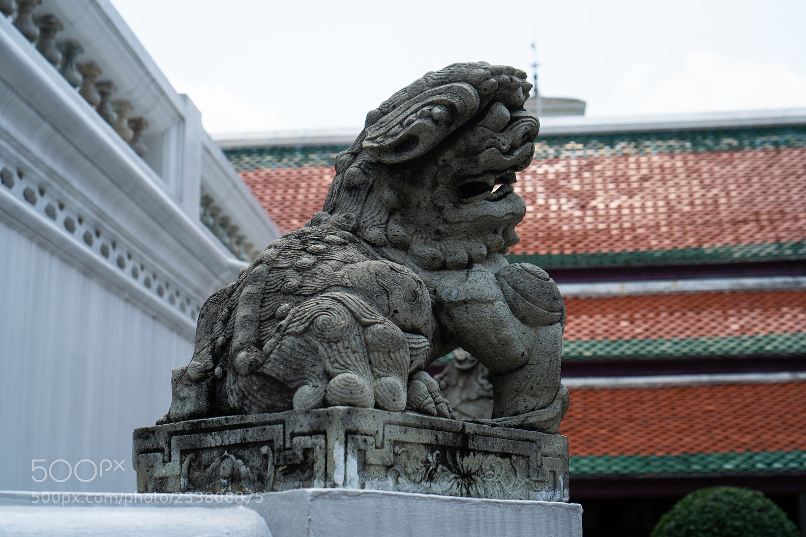 Sony a6300 sample photo. Statue photography