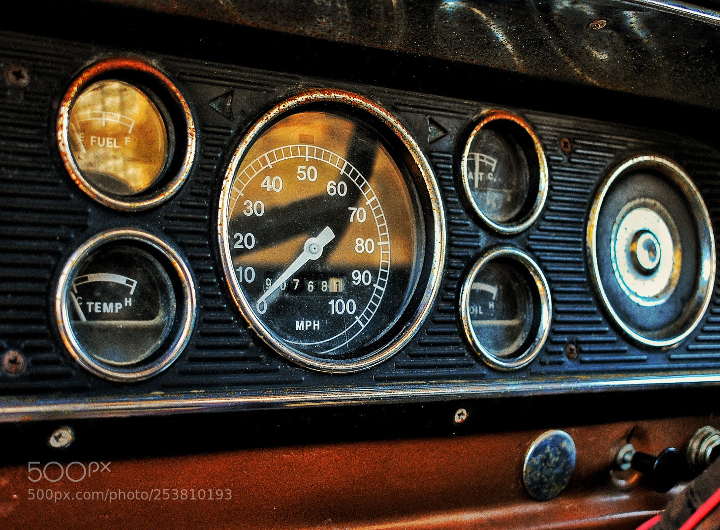 Nikon D3400 sample photo. Speedometer photography