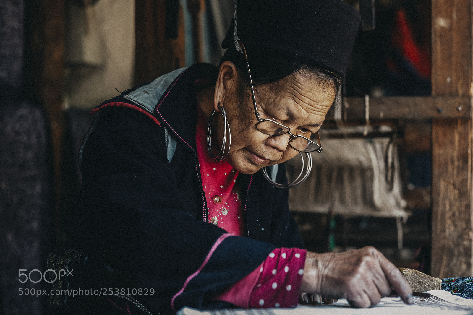 Canon EOS 5D Mark II sample photo. Mama photography
