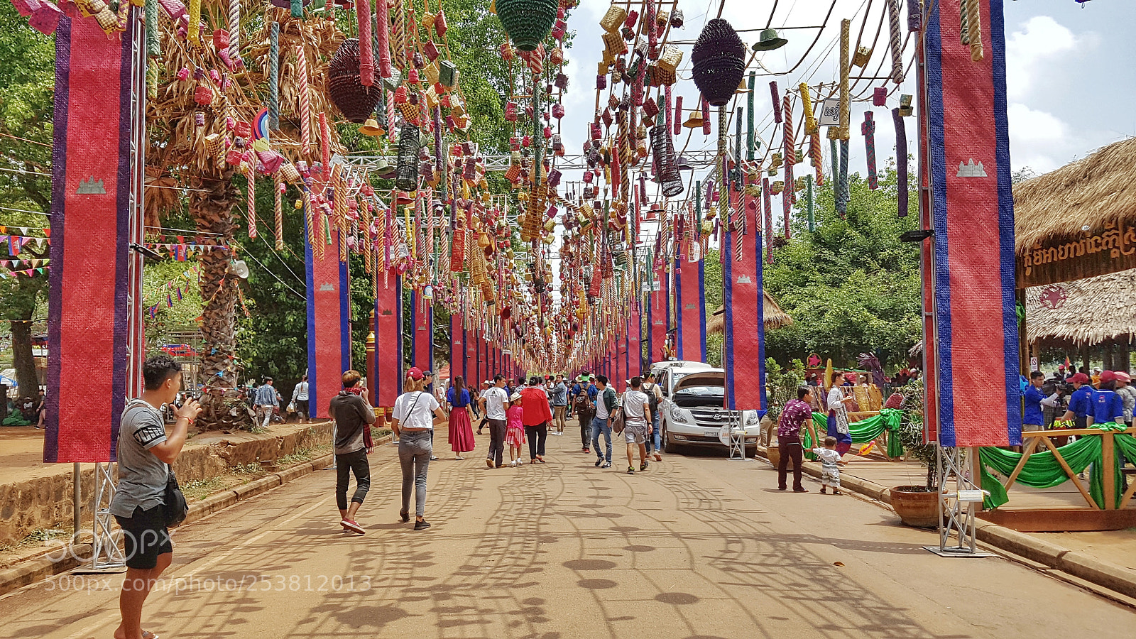 Samsung Galaxy S7 sample photo. Angkor songkran 2018 photography