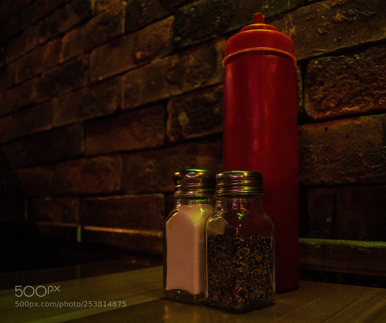 Nikon D7200 sample photo. Seen at the pub photography