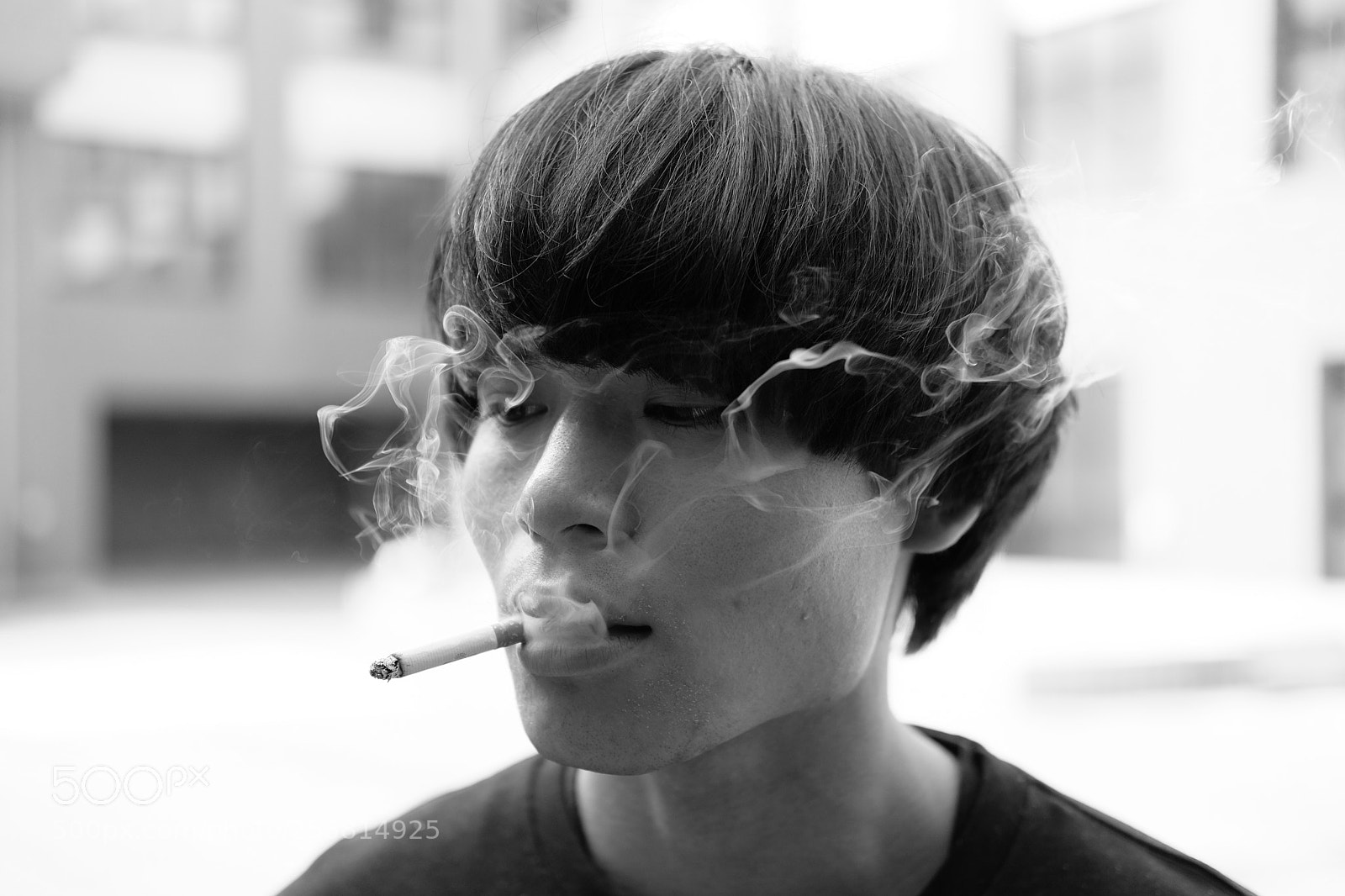 Fujifilm X-Pro2 sample photo. Smoking photography