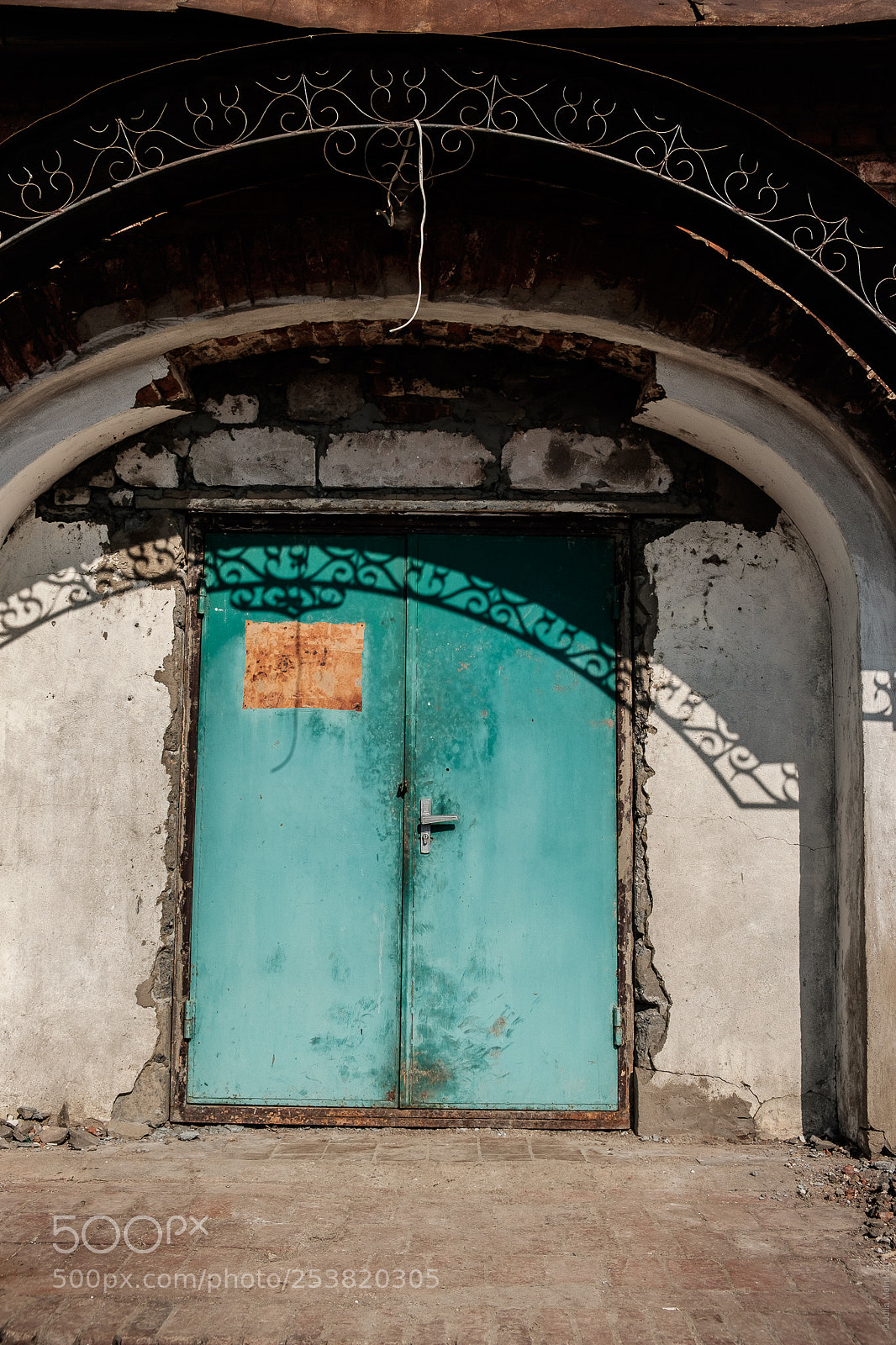Fujifilm X-T10 sample photo. Apraksins' estate - door 1 photography