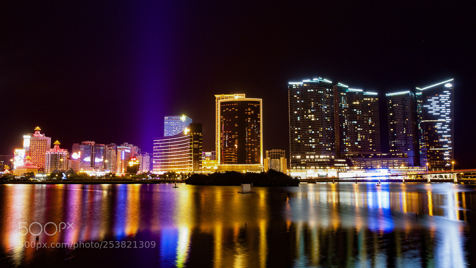 Canon EOS 5D Mark II sample photo. Skyline, macau photography